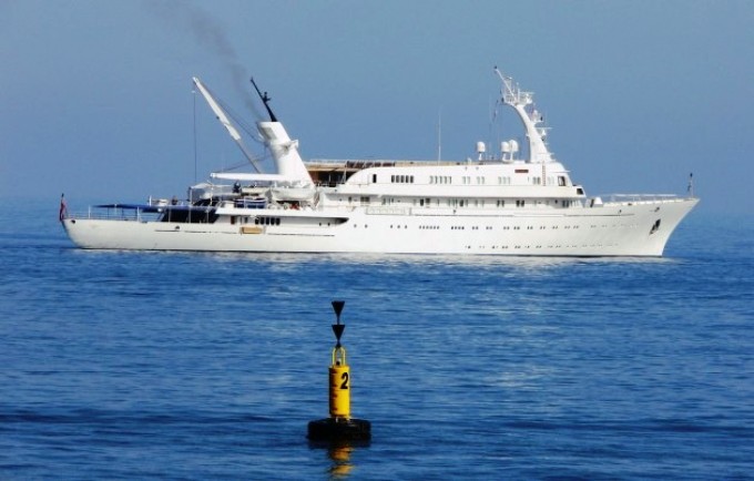 Christina O-680